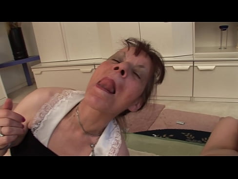 ❤️ Due nonne e un nonno fanno una cosa a tre ❌ Video di sesso di qualità al it.mobilecric.top ❤️