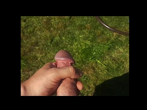 ❤️ Hot hottie si fa scopare la figa rosa e sborra con uno squirt in un giardino estivo ❌ Video di sesso di qualità al it.mobilecric.top ❤️
